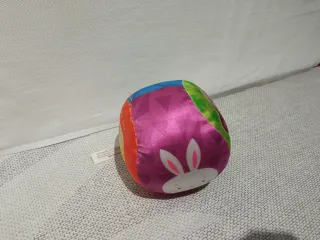 Pelota sonajero para bebé