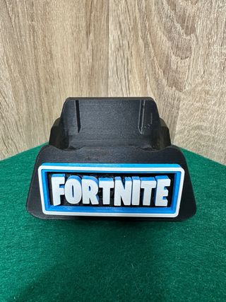 SOPORTE MANDO PS5 Y AURICULARES FORTNITE.