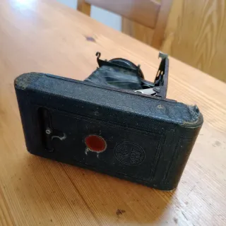 Cámara de fotos antigua plegable