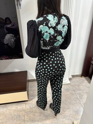 Traje pantalón y chaleco estampado