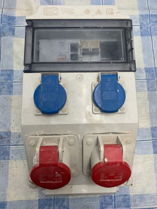Caja distribución eléctrica BJC T-15