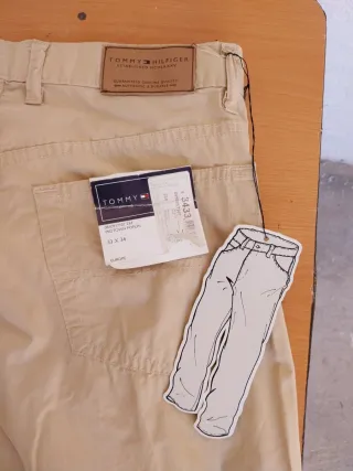 Pantalón Tommy Hilfiger Beige Talla 33x34