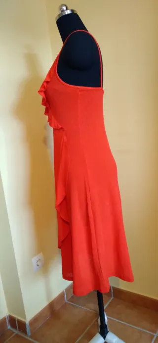 Vestido rojo con volantes