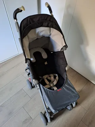 Cochecito Maclaren Negro