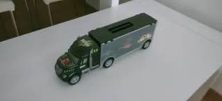 Camión Dino con animales