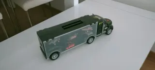 Camión Dino con animales