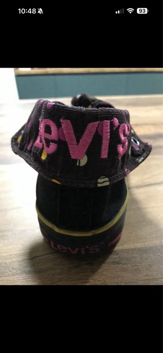 Zapatillas Converse con lunares