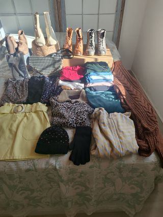Lote Botas y Ropa Mujer