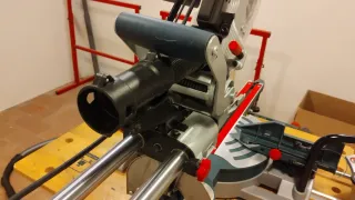 Sierra ingletadora Bosch GCM 8 SJL