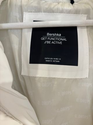 Plumas Bershka Unisex Talla M