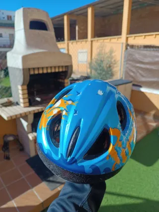 Regalo casco bicicleta para niño.