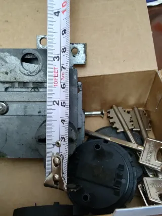 Serrature da incasso con chiavi