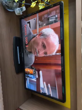 Televisor Philips Ambilight 42 2010