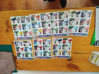 Álbum cromos Liga Este 2022/23 + cromos