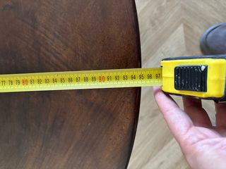 Mesa de centro redonda diseño madera y mimbre