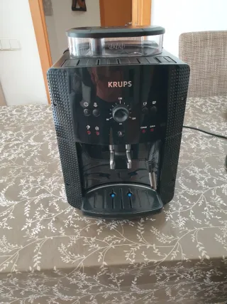 Cafetera Krups Superautomática Negra
