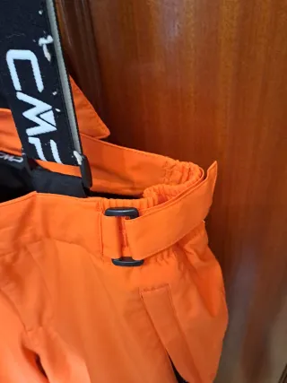 Pantalón de esquí snowboard.