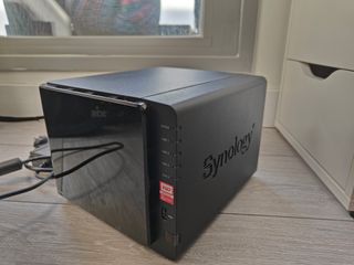 Synology DS414 + 8TB WD RED