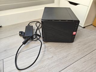 Synology DS414 + 8TB WD RED