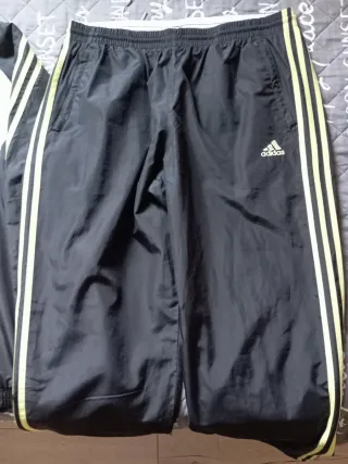 Conjunto Adidas Chandal Negro y Amarillo