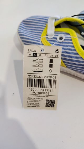 Zapatillas Merkal Talla 20 Rayas Azules