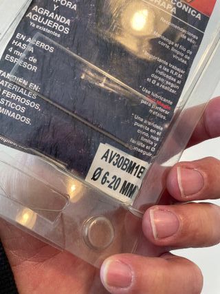 Broca Avellanadora Cónica Tubo y Chapa