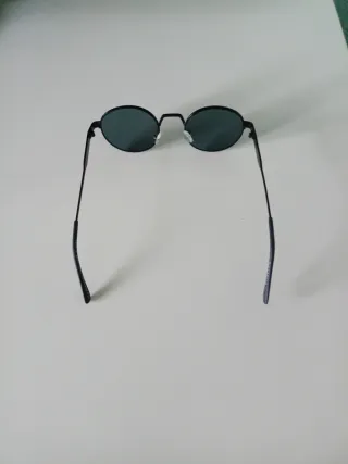 Gafas de sol Pull&Bear redondas negras