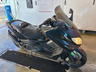 Yamaha TMAX 500cc