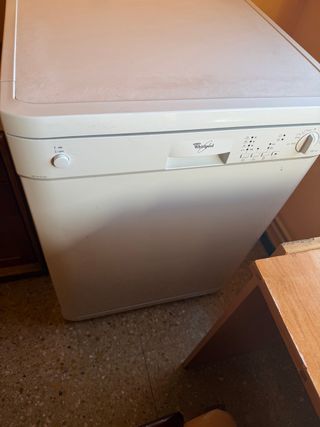 Lavavajillas Whirlpool blanco