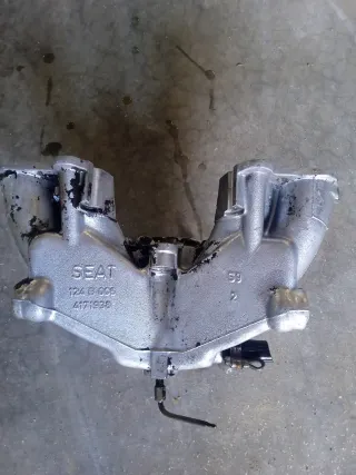 Colector Admisión Seat 124 motor 1200