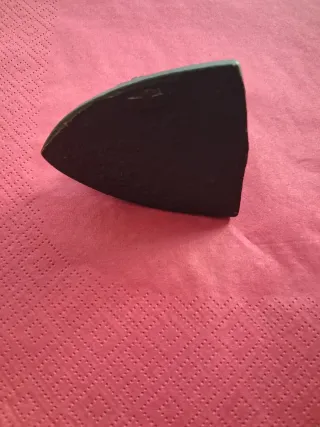 Mini plancha antigua hierro fundido