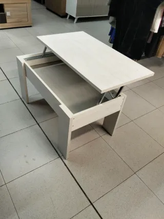 Mesa de centro elevable de madera