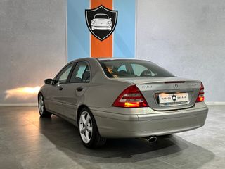 MERCEDES-BENZ Clase C 180 K CLASSIC "ÚNICO DUEÑO"