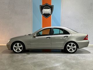 MERCEDES-BENZ Clase C 180 K CLASSIC "ÚNICO DUEÑO"