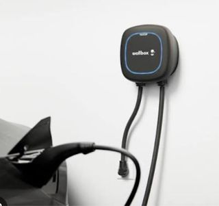 INSTALACION DE CARGADOR ELECTRICO COCHE