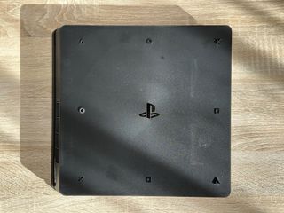 PS4 Slim 500GB Negra