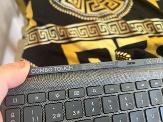 Logitech Combo Touch iPad Pro 10.5 YU0040