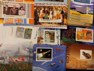 Lote Sellos +700 y Billetes Francia