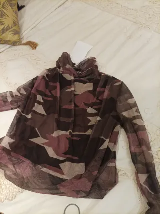 Top gasa estampado militar talla S