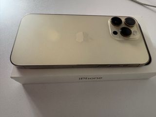iPhone 14 Pro Max Dorado