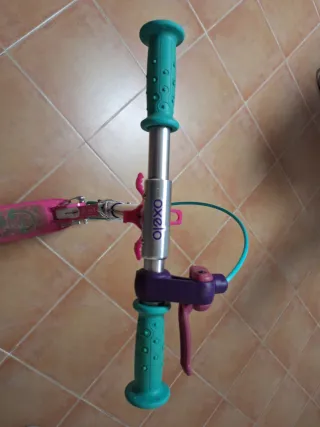 Patinete infantil Oxelo rosa y morado