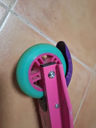 Patinete infantil Oxelo rosa y morado