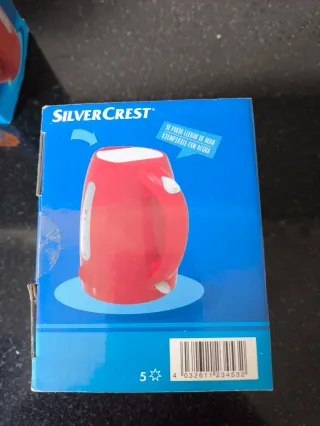 Hervidor de agua de juguete rojo