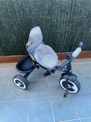 Triciclo evolutivo Kinderkraft gris