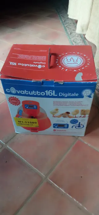 Incubadora Covatutto 16L Digital