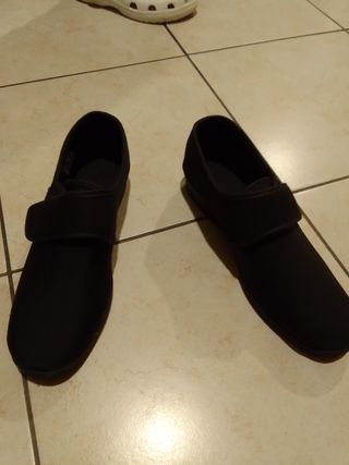 Scarpe donna nere velcro