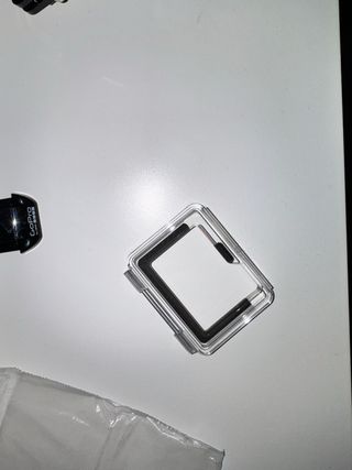 Pack Accesorios GoPro HERO4: Carcasas + soportes