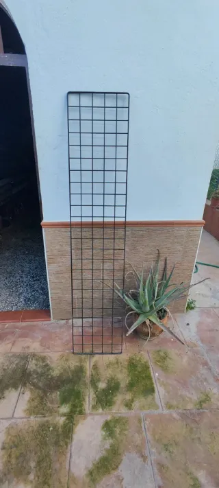 Panel rejilla metálico negro