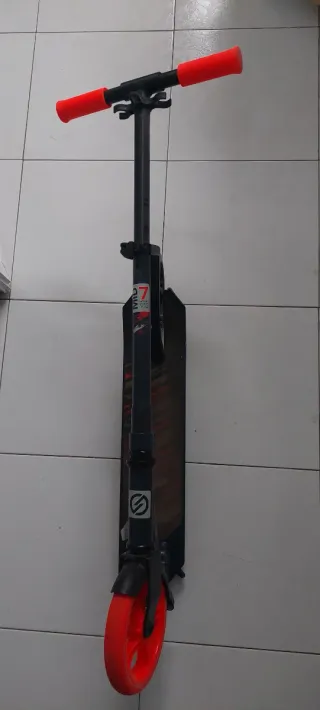 Patinete Oxelo- 9/14 años Plegable. Altura 70/100.