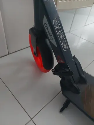 Patinete Oxelo- 9/14 años Plegable. Altura 70/100.